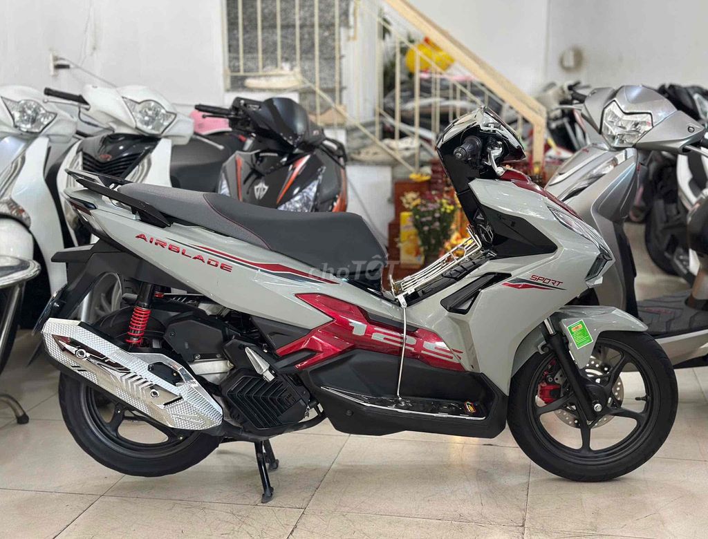 Honda Air Blade 2024 - ảnh 3
