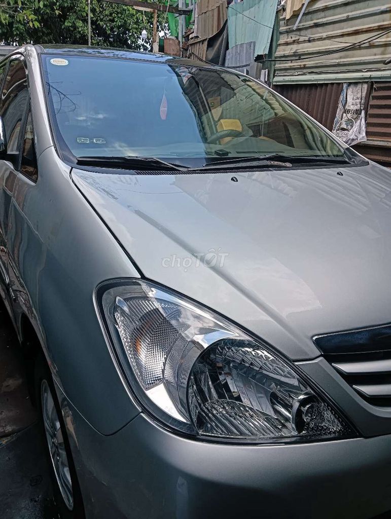 Toyota Innova G 2011 - ảnh 1