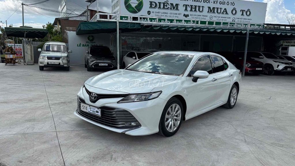 Toyota Camry 2.0G 2021 - ảnh 2