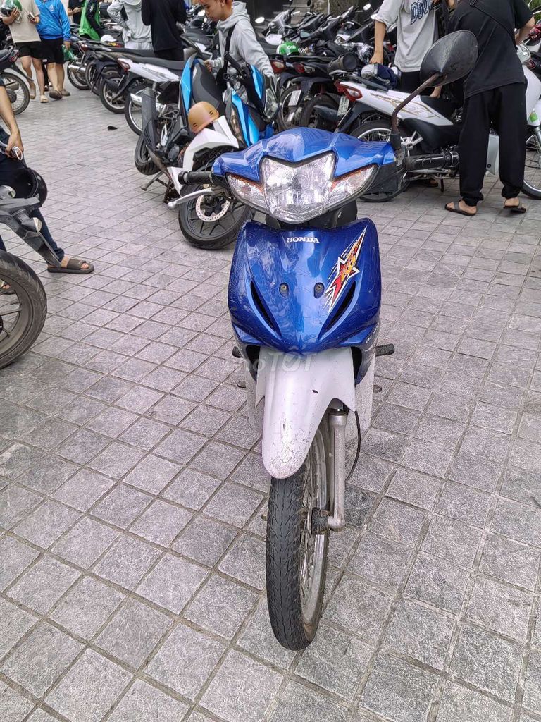 Honda Wave 2011 - ảnh 4
