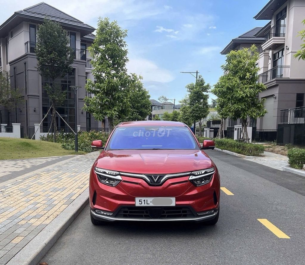 VinFast VF8 Eco AWD 2022 - ảnh 3