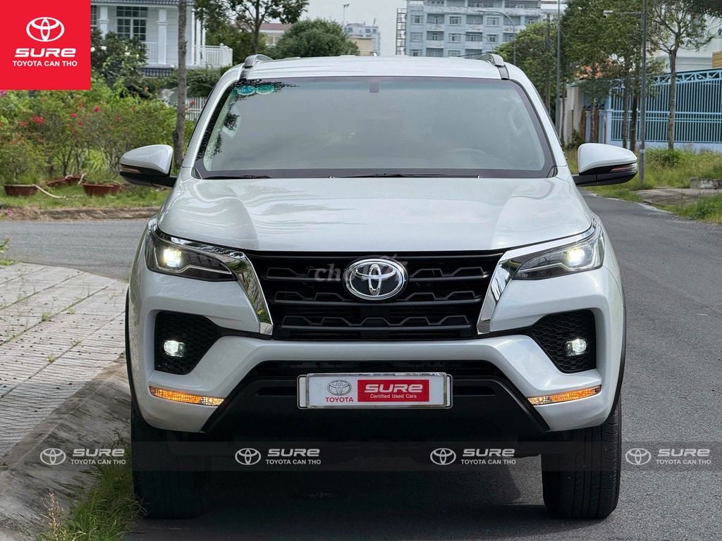 Toyota Fortuner 2022 - ảnh 1