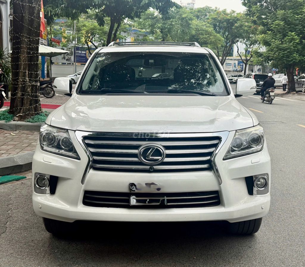 Lexus LX 2012 - ảnh 1