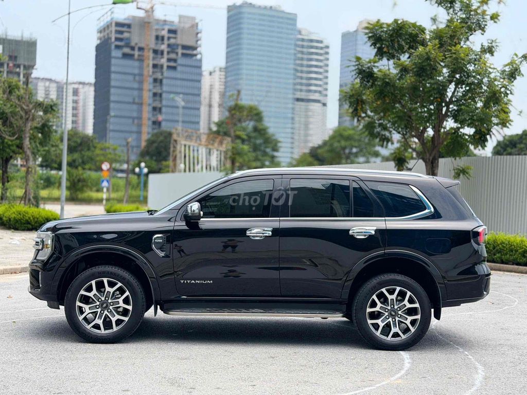 Ford Everest 2022 - ảnh 5