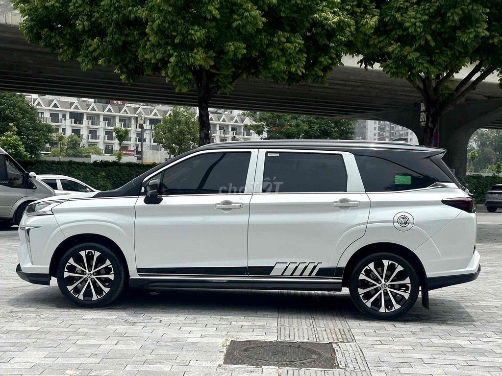 Toyota Veloz Cross 2022 - ảnh 4