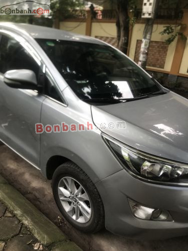 Toyota Innova 2.0E 2016 - ảnh 3