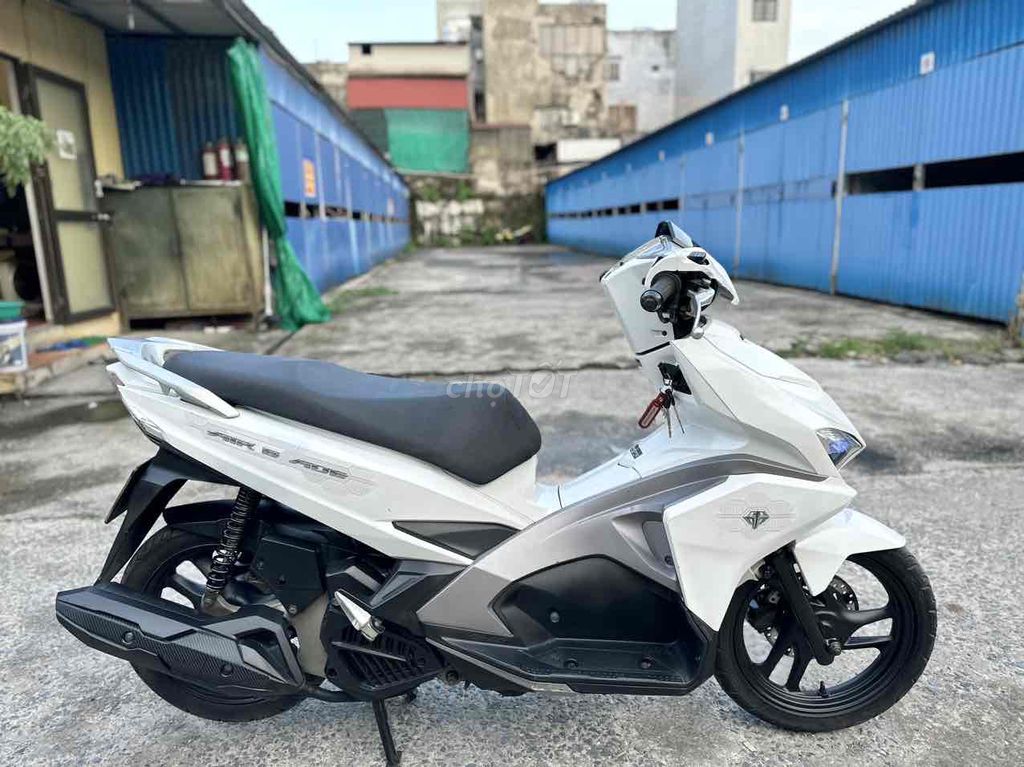 Honda Air Blade 2017 - ảnh 1