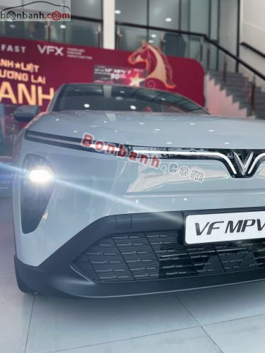 VinFast VF MPV 7 AT 2026 - ảnh 2