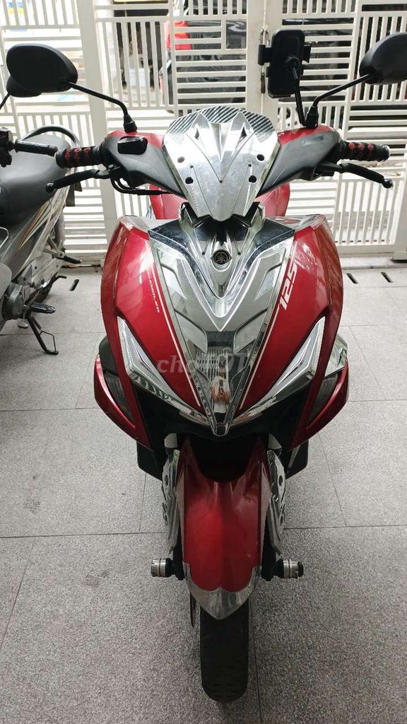 Yamaha NVX 2017 - ảnh 1