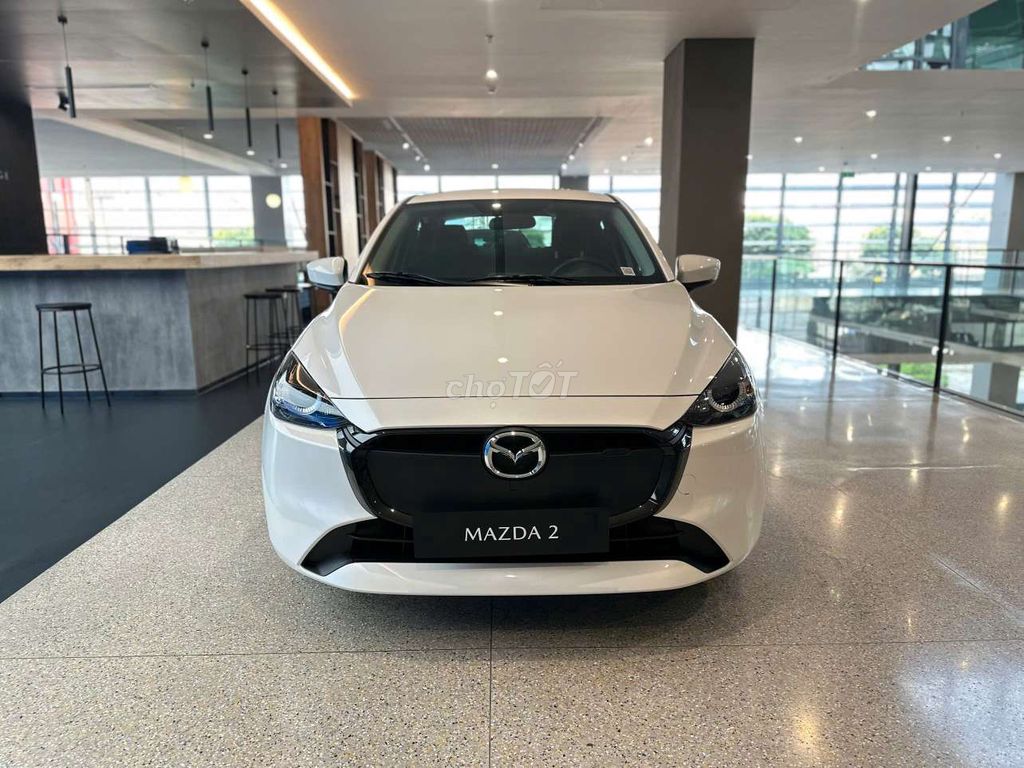 Mazda 2 2026 - ảnh 1