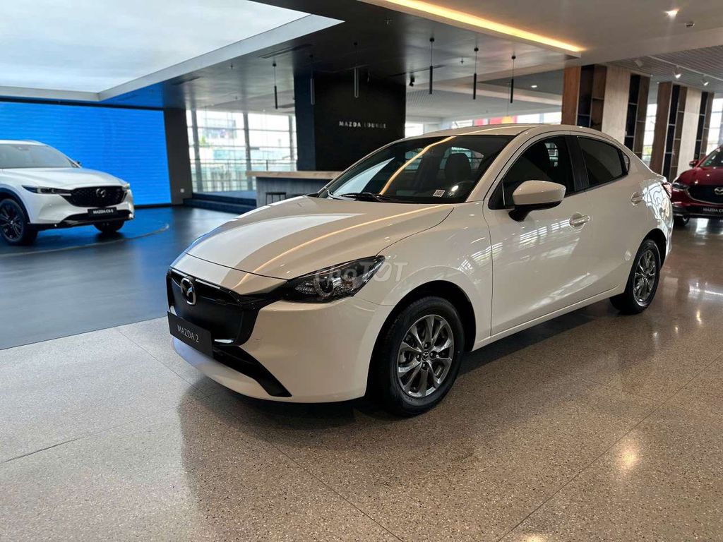 Mazda 2 2026 - ảnh 3