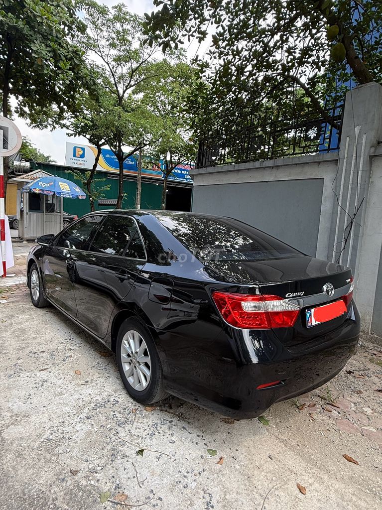 Toyota Camry 2014 - ảnh 4