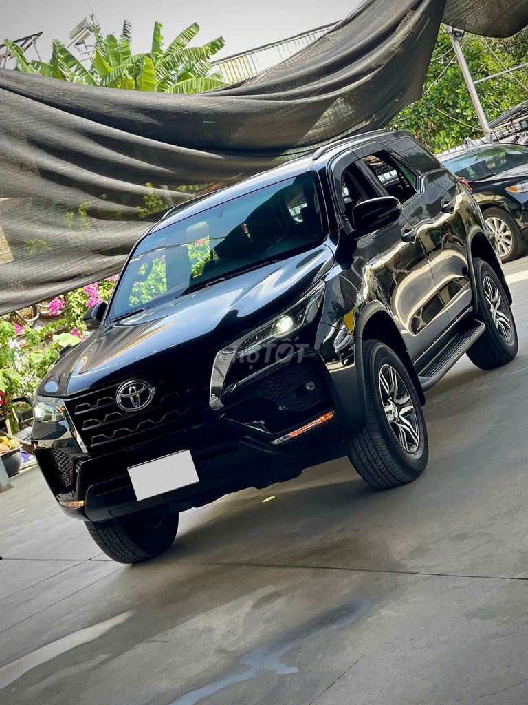 Toyota Fortuner 2022 - ảnh 3