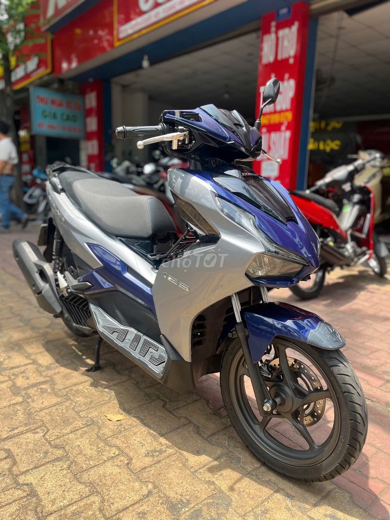 Honda Air Blade 2024 - ảnh 3