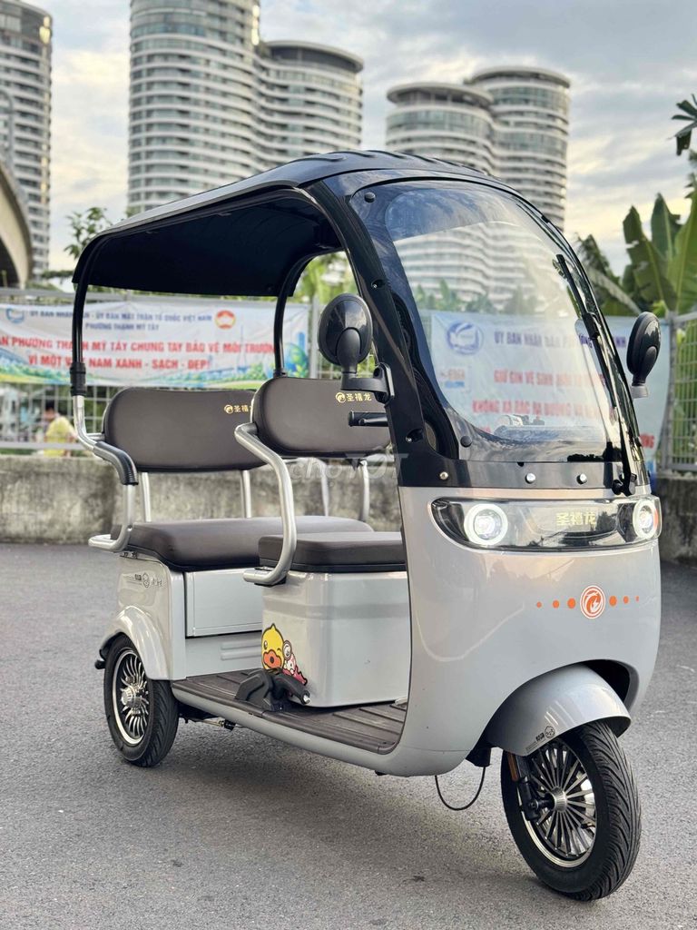 Xe 2025 - ảnh 5