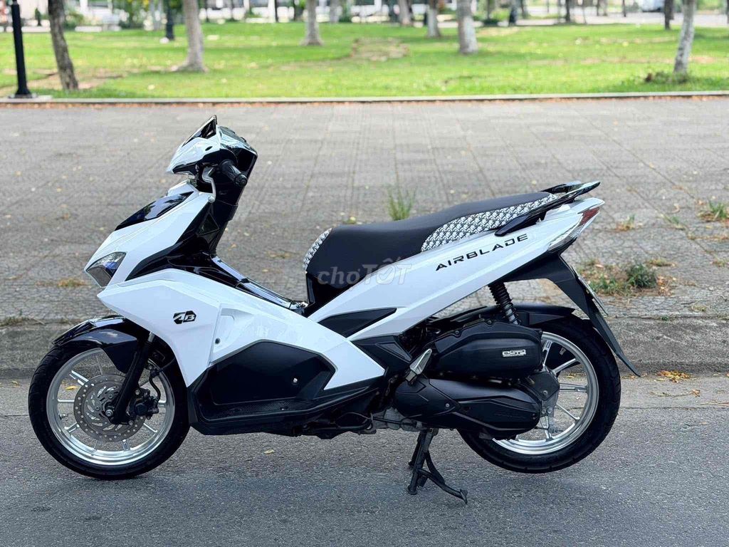 Honda Air Blade 2017 - ảnh 5