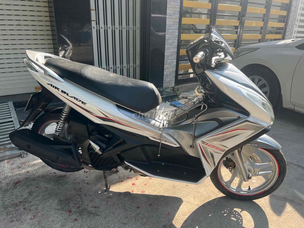 Honda Air Blade 2015 - ảnh 3