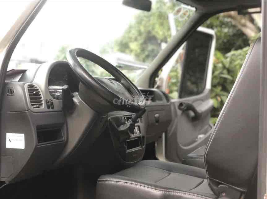 Mercedes-Benz 2011 - ảnh 2