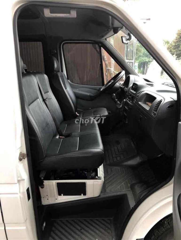 Mercedes-Benz 2011 - ảnh 4
