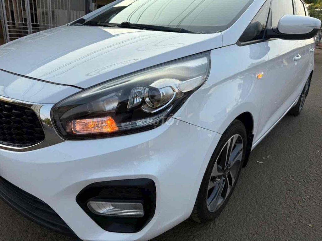 Kia Rondo 2018 - ảnh 3