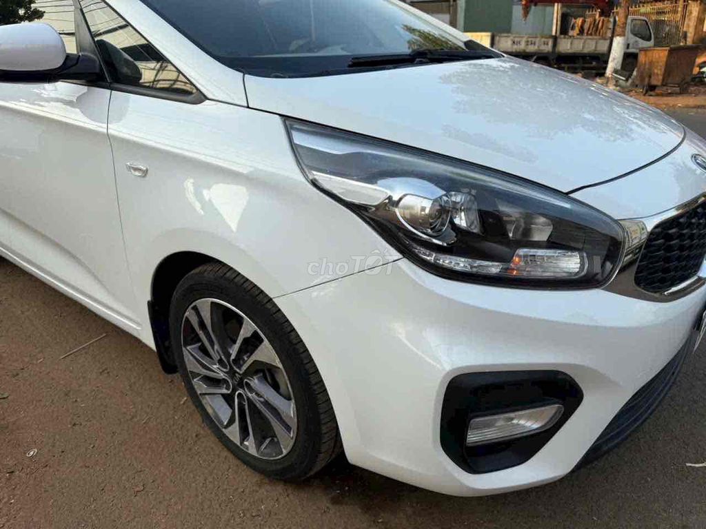 Kia Rondo 2018 - ảnh 4