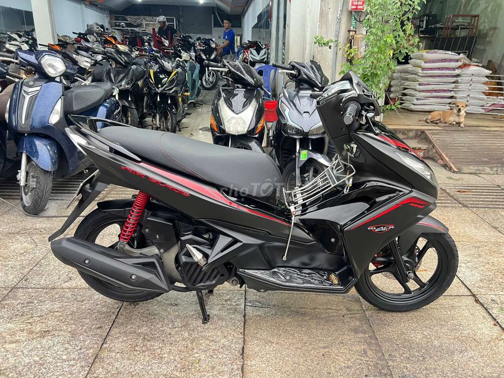 Honda Air Blade 2015 - ảnh 3