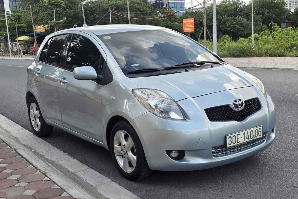 Toyota Yaris 2007 - ảnh 3