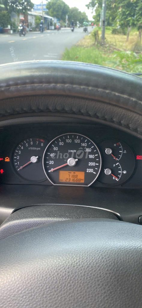 Kia Carens 2011 - ảnh 3