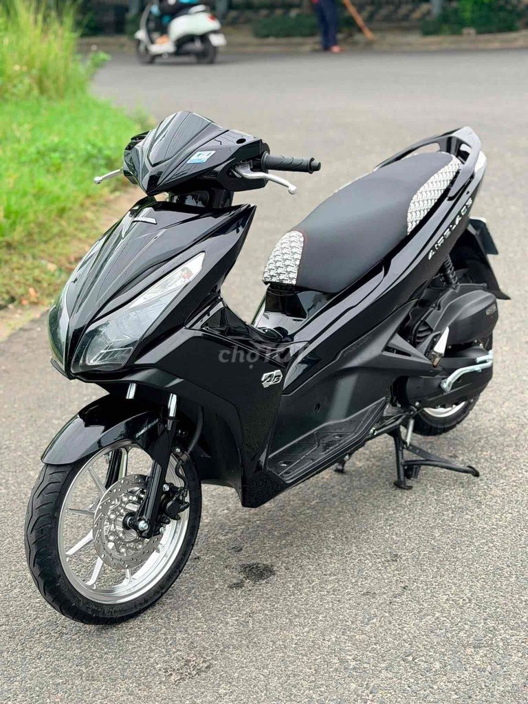 Honda Air Blade 2016 - ảnh 1