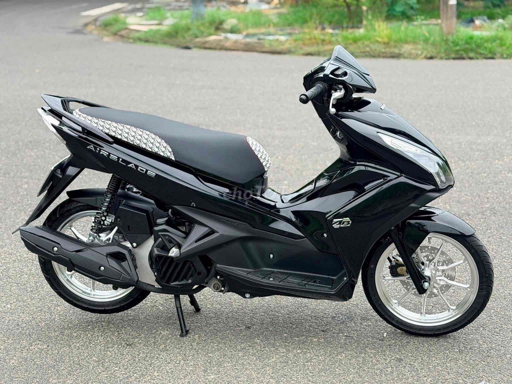 Honda Air Blade 2016 - ảnh 3
