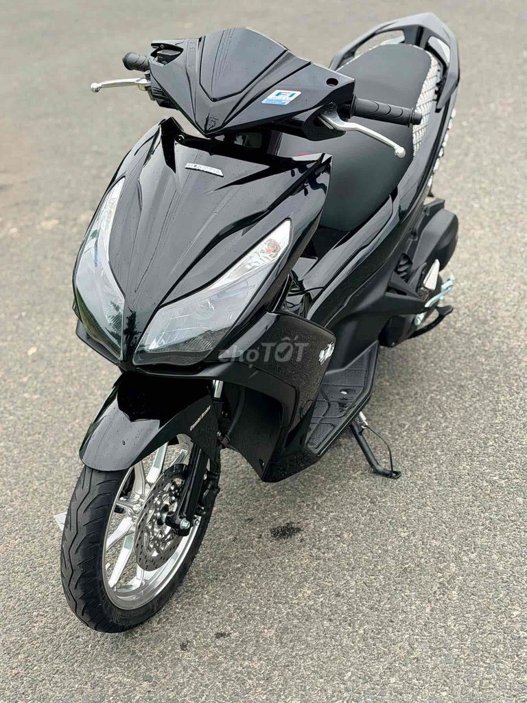 Honda Air Blade 2016 - ảnh 4