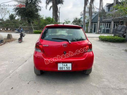 Toyota Yaris 1.3 AT 2010 - ảnh 5