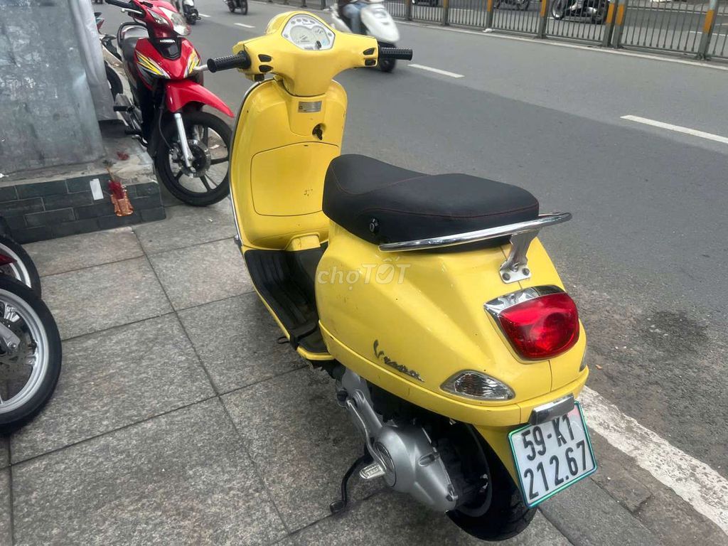 Piaggio 2010 - ảnh 5