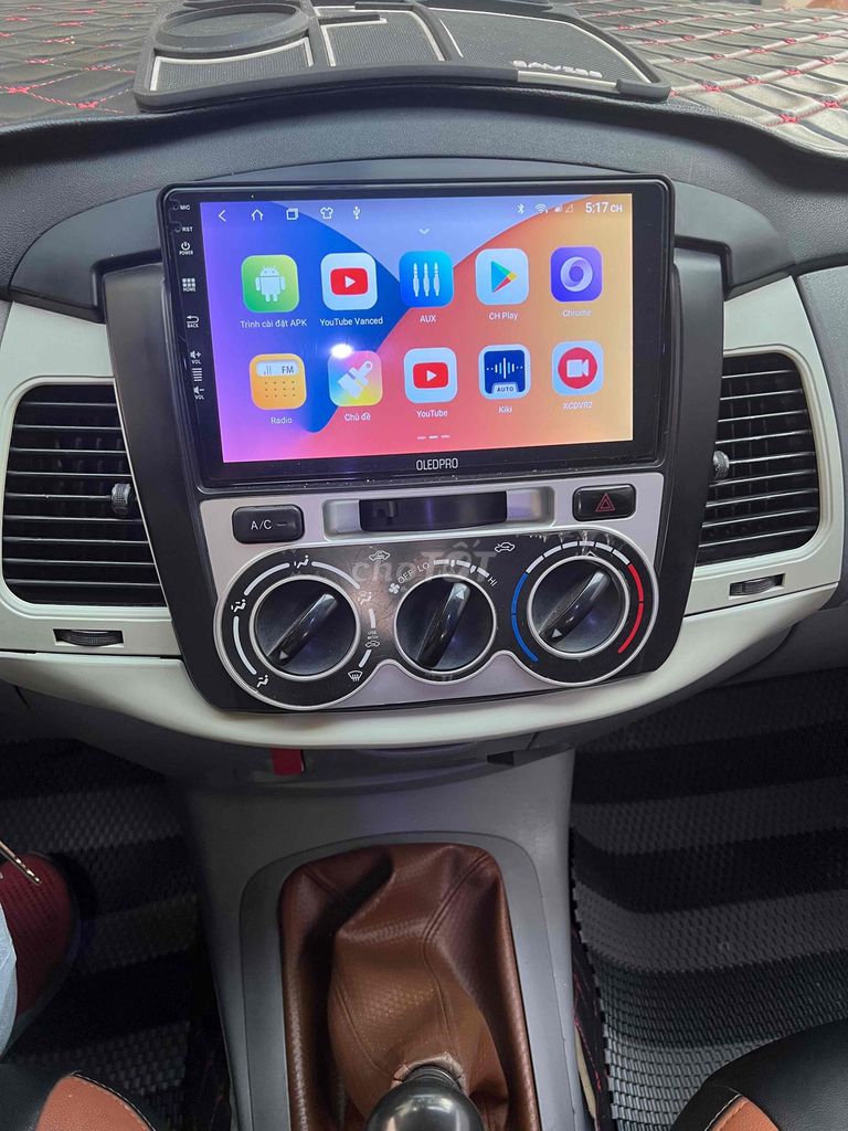 Toyota Innova - ảnh 5