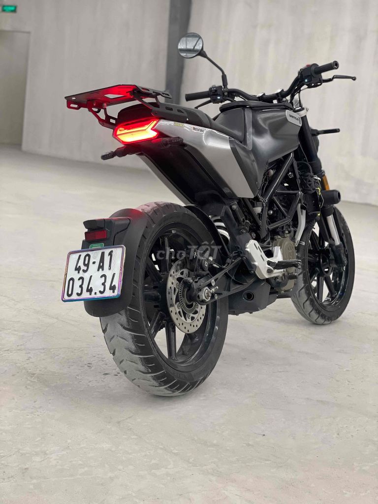 Husqvarna Svartpilen 2021 - ảnh 3