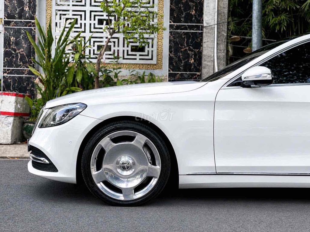 Mercedes-Benz 2018 - ảnh 3