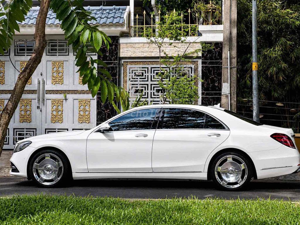 Mercedes-Benz 2018 - ảnh 4