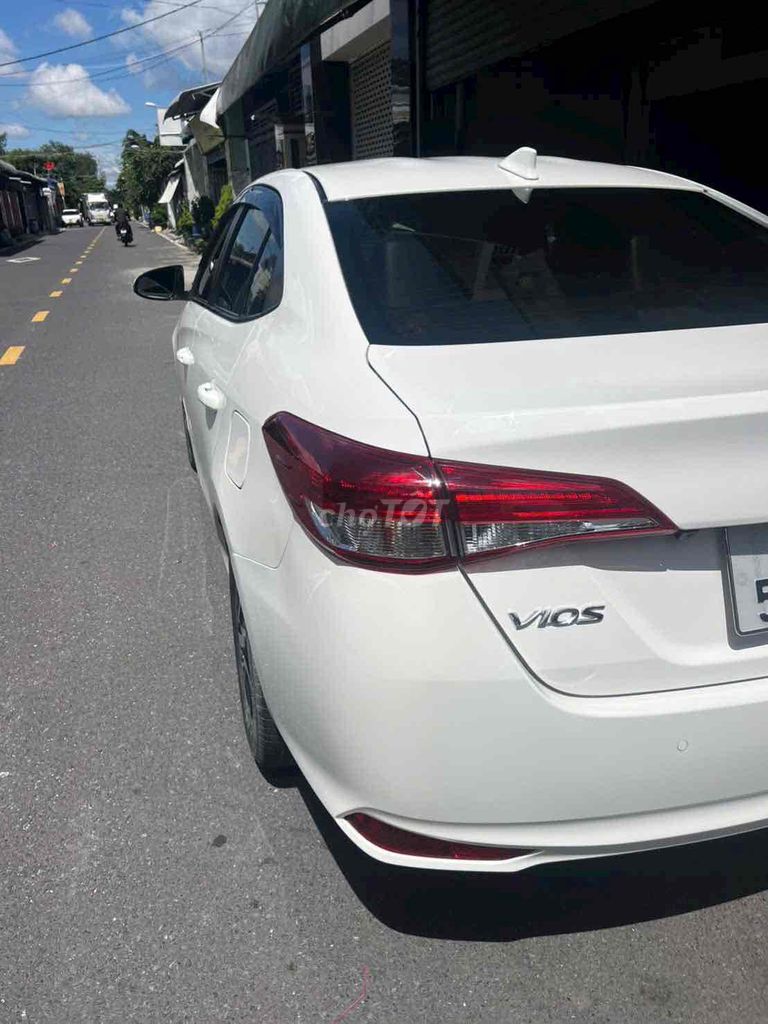 Toyota Vios 2022 - ảnh 1
