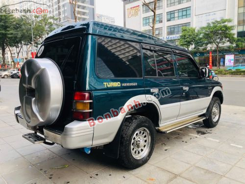 Mitsubishi Pajero 2001 - ảnh 3