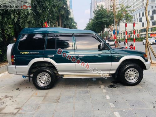 Mitsubishi Pajero 2001 - ảnh 5