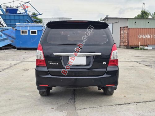 Toyota Innova 2011 - ảnh 3