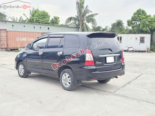 Toyota Innova 2011 - ảnh 5