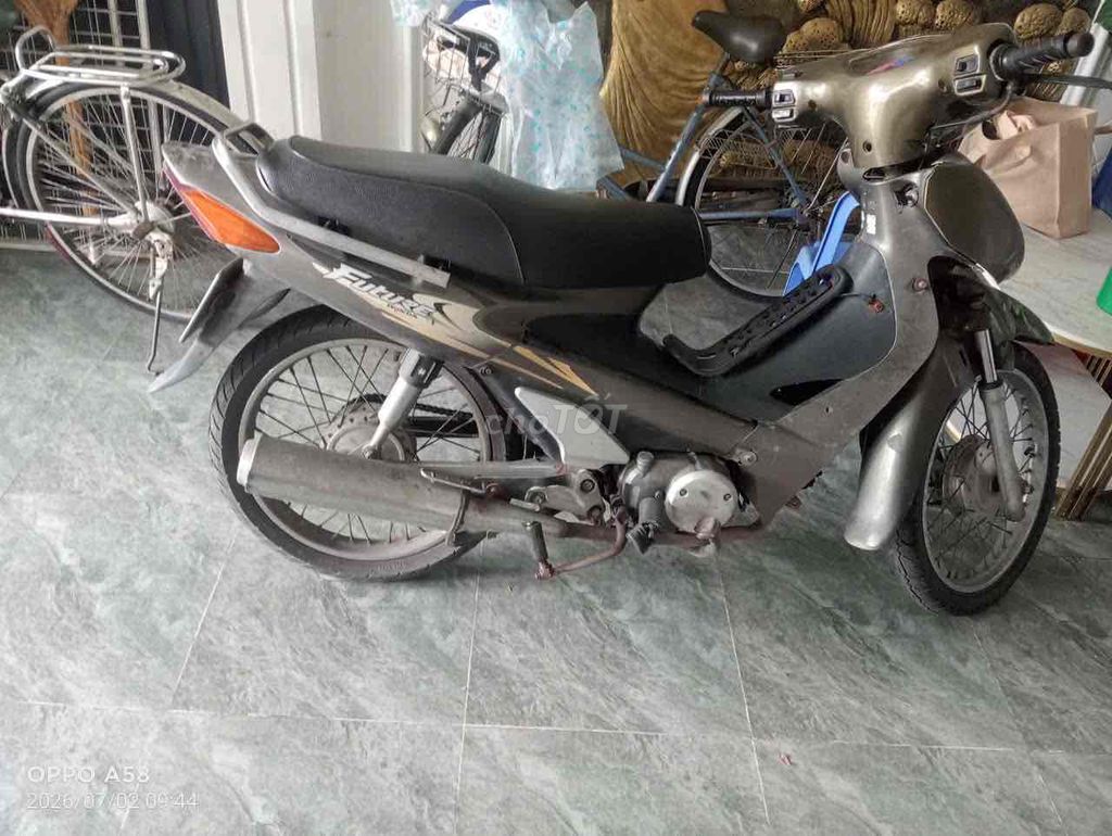Honda Future 2001 - ảnh 1