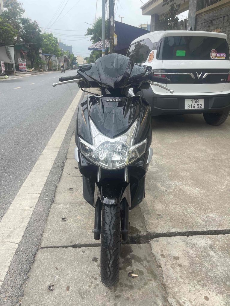 Honda Air Blade 2017 - ảnh 1
