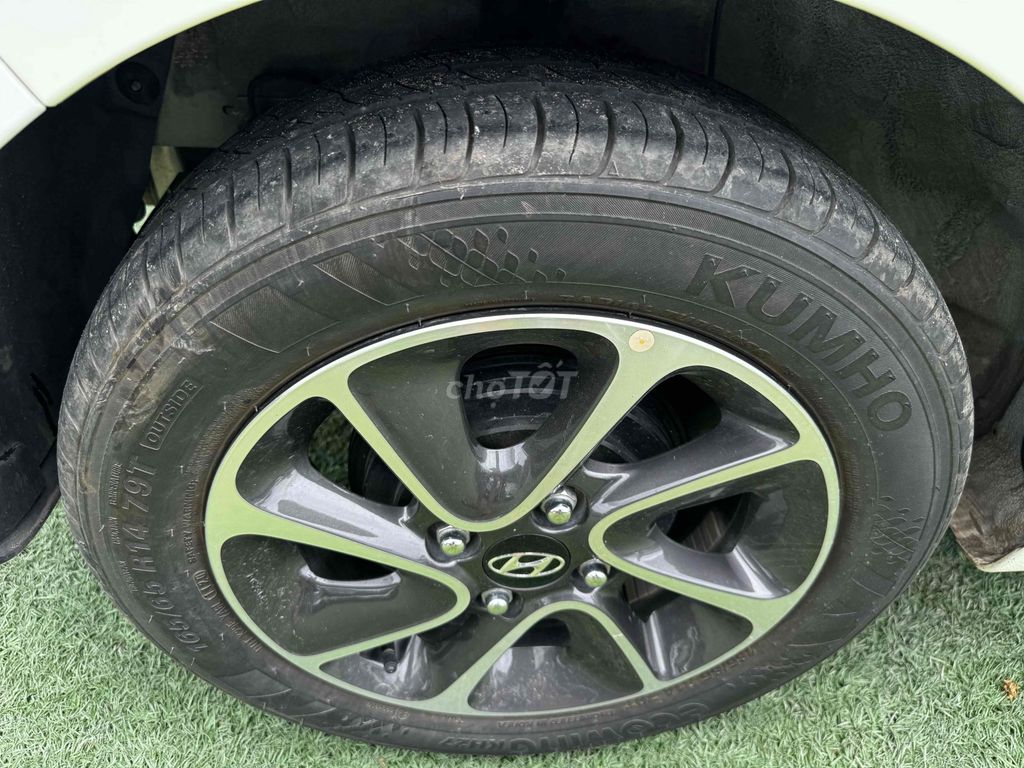 Hyundai i10 2020 - ảnh 4
