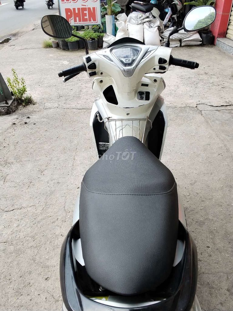 Honda Air Blade 2012 - ảnh 3