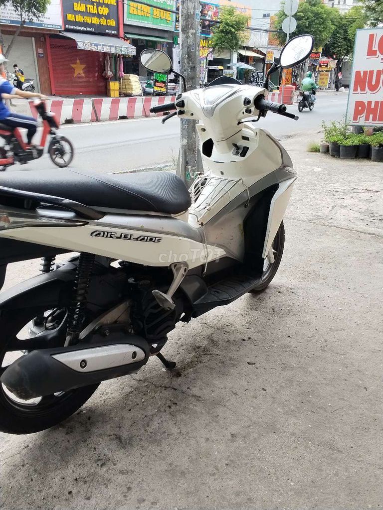 Honda Air Blade 2012 - ảnh 4