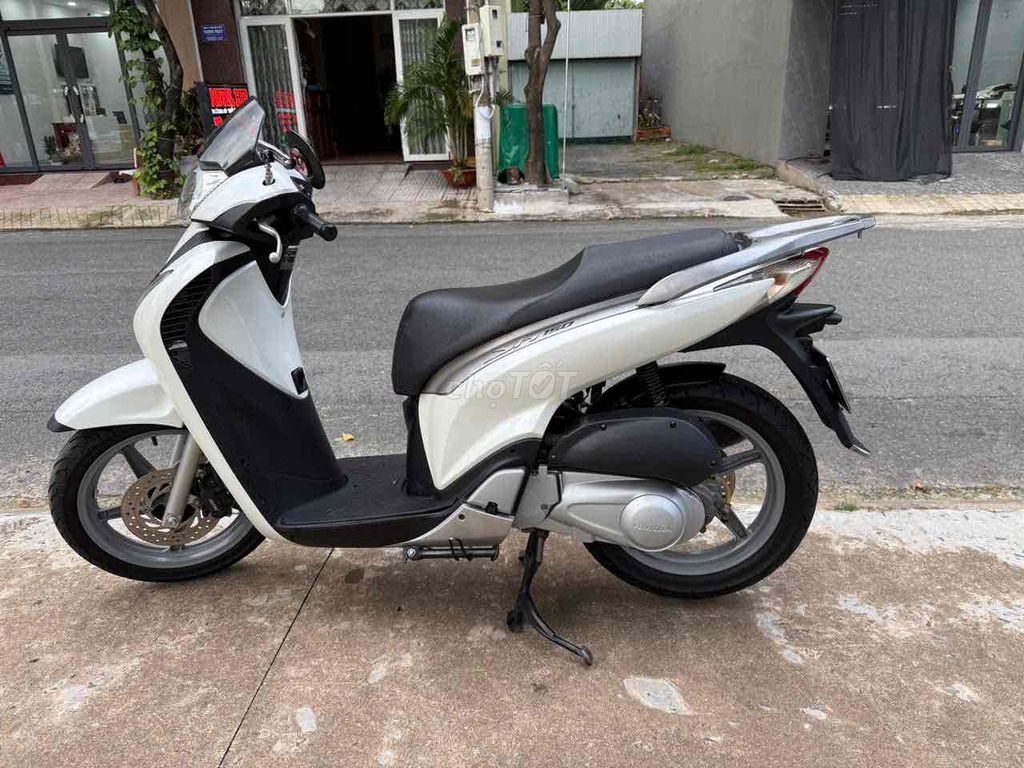 Honda SH 2011 - ảnh 2