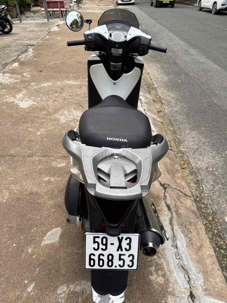 Honda SH 2011 - ảnh 4