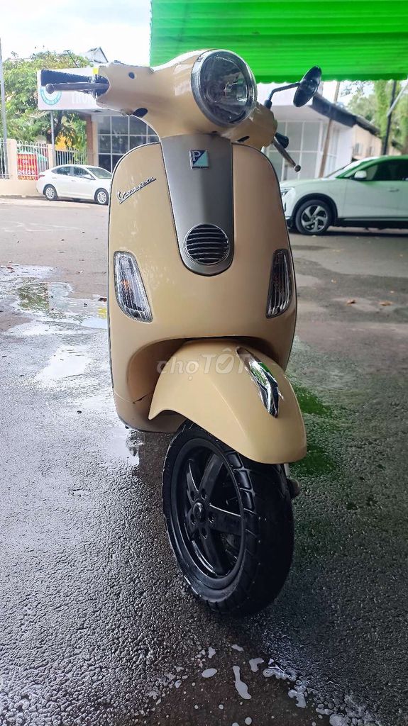 Piaggio Vespa 2010 - ảnh 1